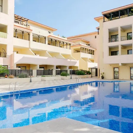 Dom wakacyjny Queens Gardens 2 Bedroom Townhouse In
