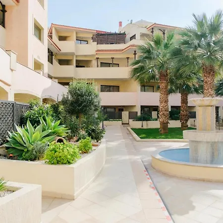 Queens Gardens 2 Bedroom Townhouse In Σπίτι διακοπών